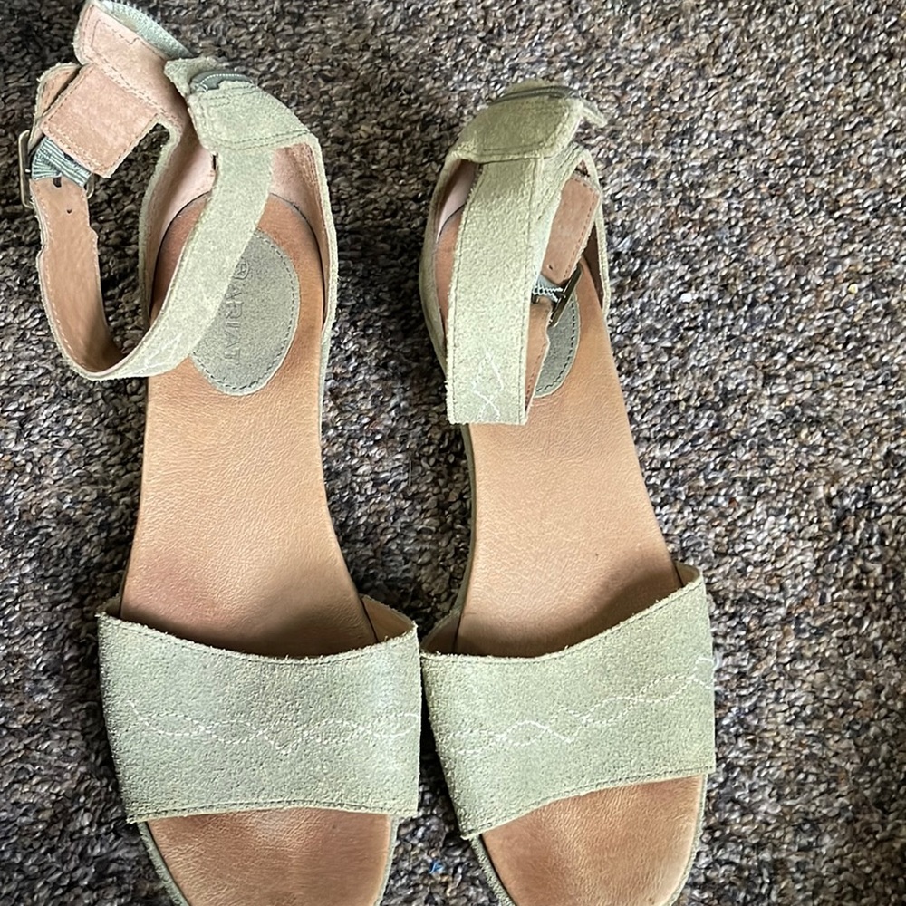 Ariat sandles with zipper in the back